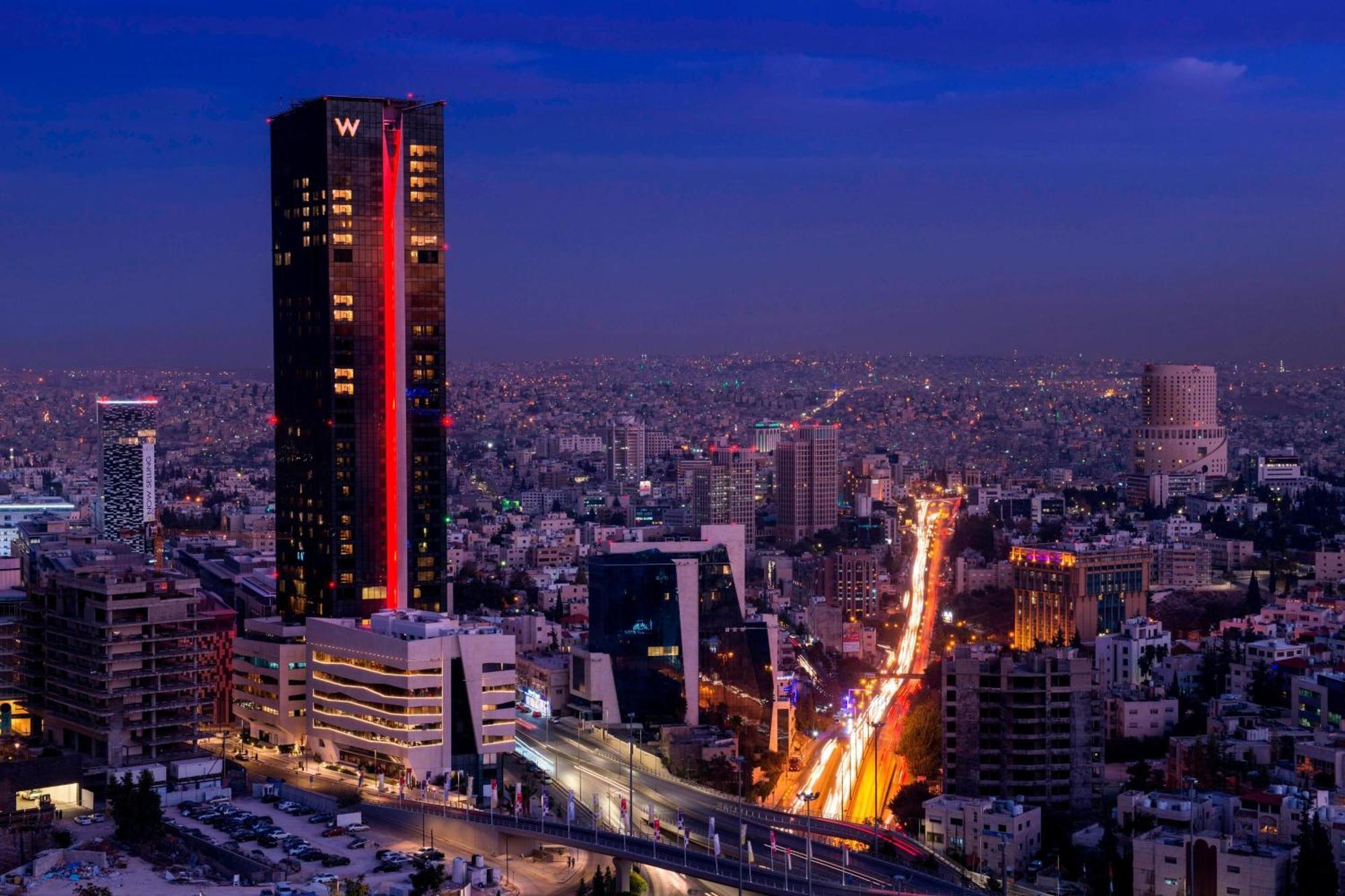 W Hotel 5*